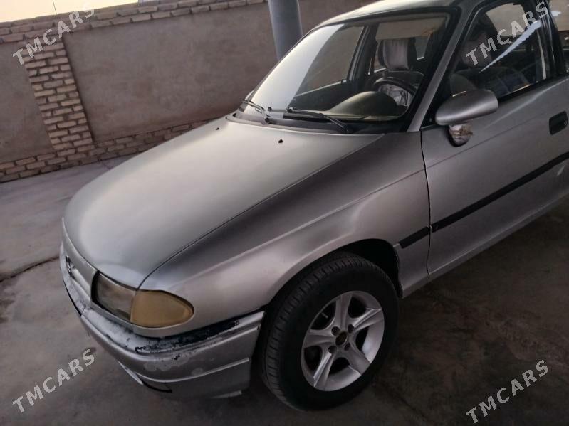 Opel Astra 1992 - 55 000 TMT - Гороглы (Тагта) - img 1