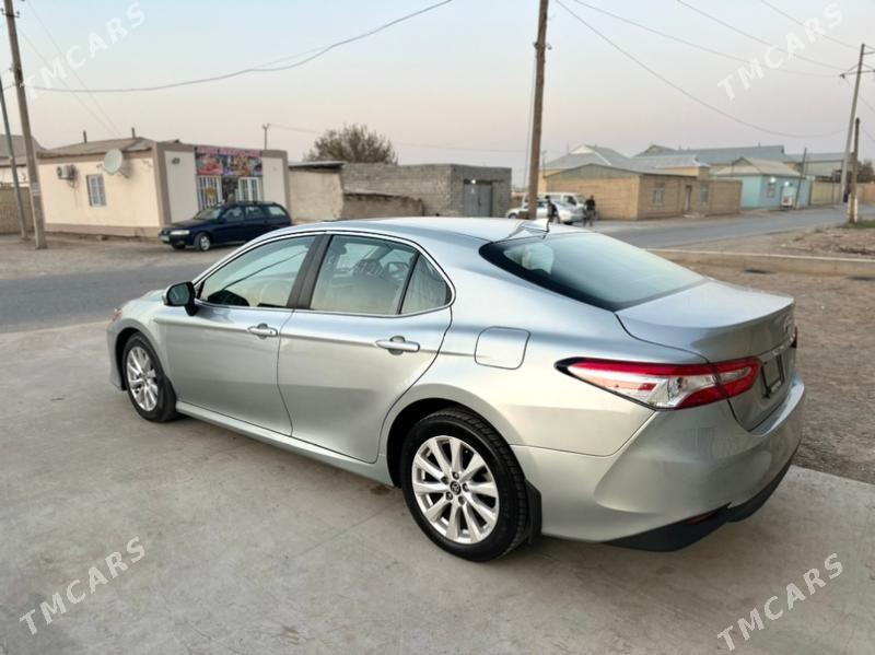 Toyota Camry 2020 - 330 000 TMT - Мары - img 5