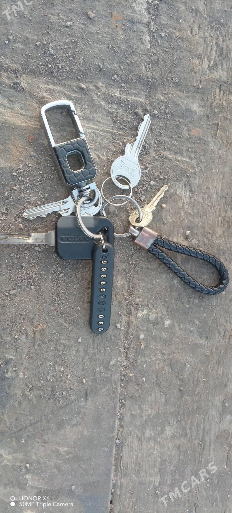 Acar tapyldy - Туркменбаши - img 2