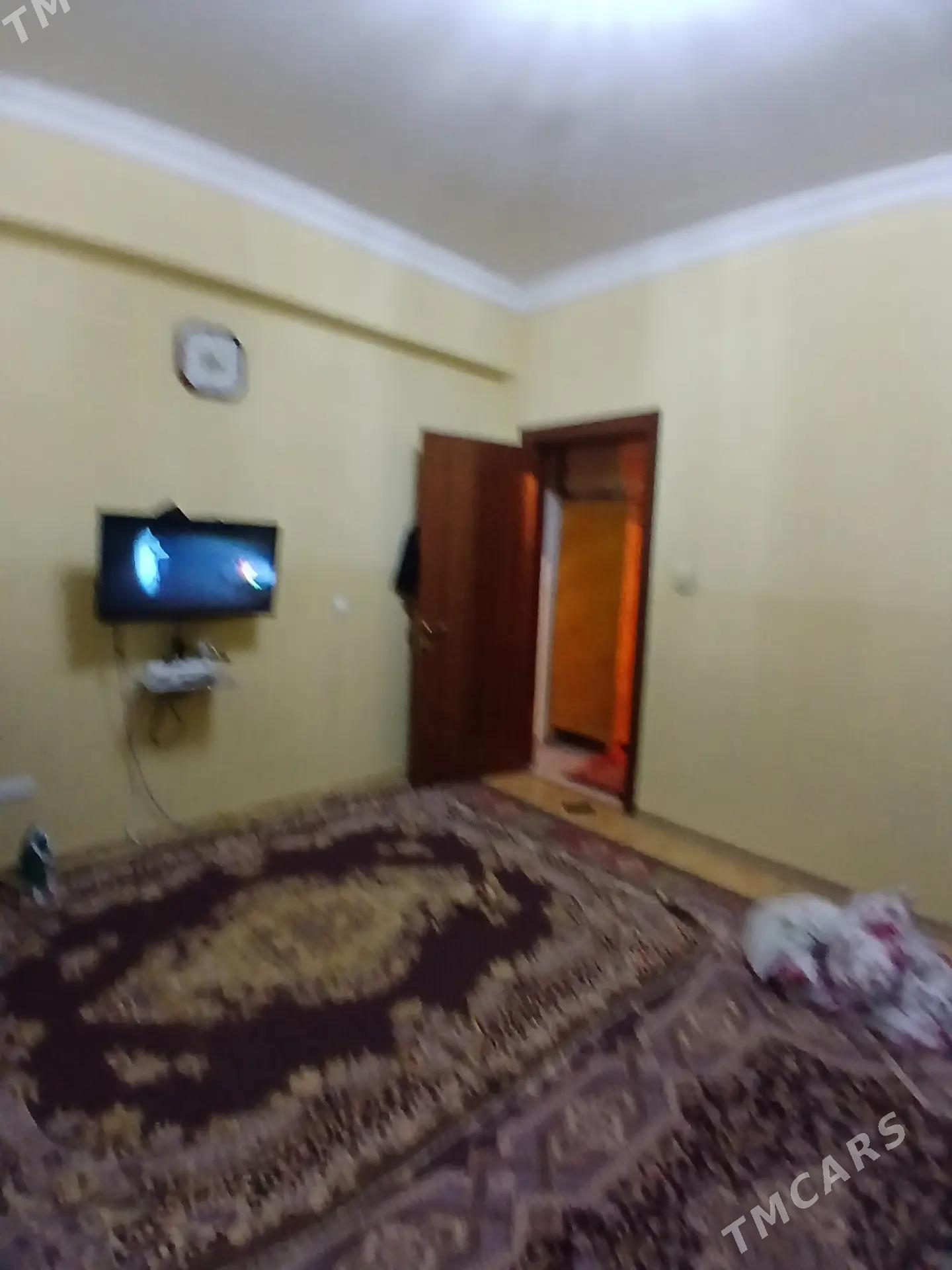 Satlyk 4/3 etajy 3kom 98m² - Köşi - img 6