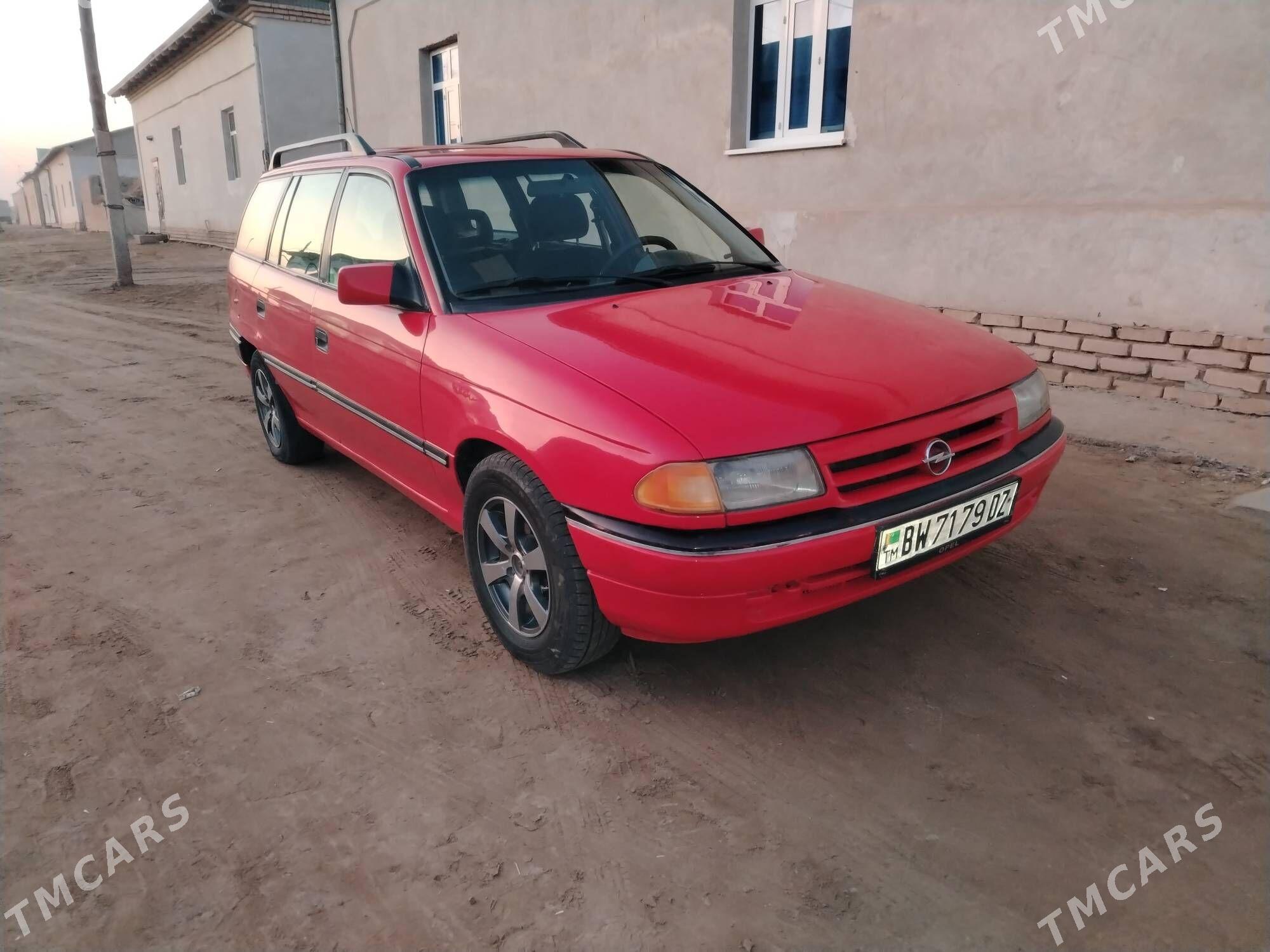 Opel Astra 1994 - 45 000 TMT - Гурбансолтан Едже - img 6