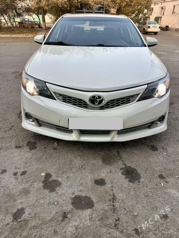 Toyota Camry 2012 - 235 000 TMT - Анев - img 8