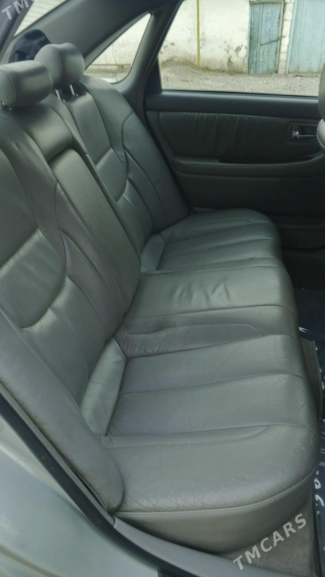 Toyota Avalon 2000 - 187 000 TMT - Gyzylarbat - img 6