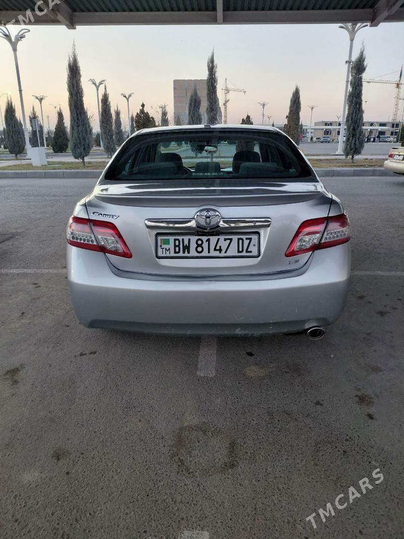 Toyota Camry 2011 - 180 000 TMT - Дашогуз - img 3