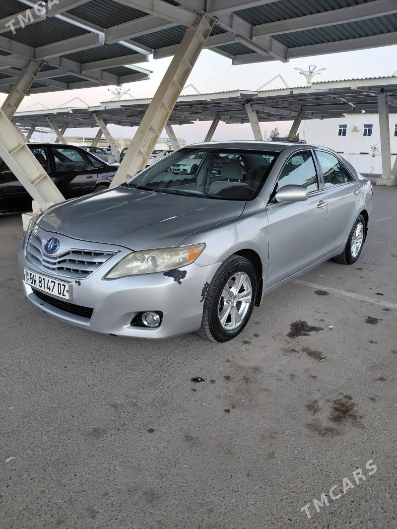 Toyota Camry 2011 - 180 000 TMT - Дашогуз - img 2