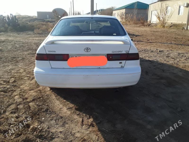 Toyota Camry 1998 - 130 000 TMT - Рухубелентский этрап - img 2