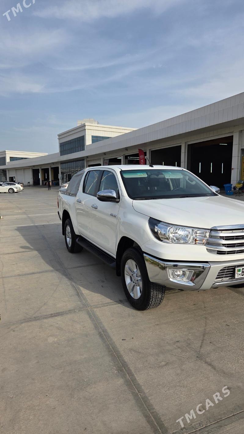Toyota Hilux 2020 - 500 000 TMT - Aşgabat - img 2