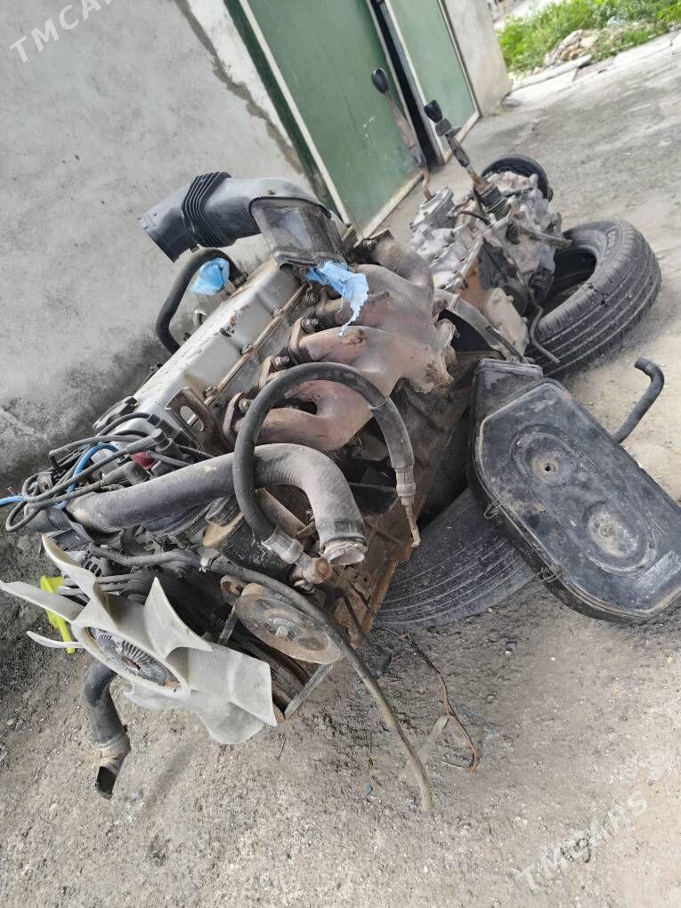 Nissan Patrol 1998 - 115 000 TMT - Чоганлы - img 5