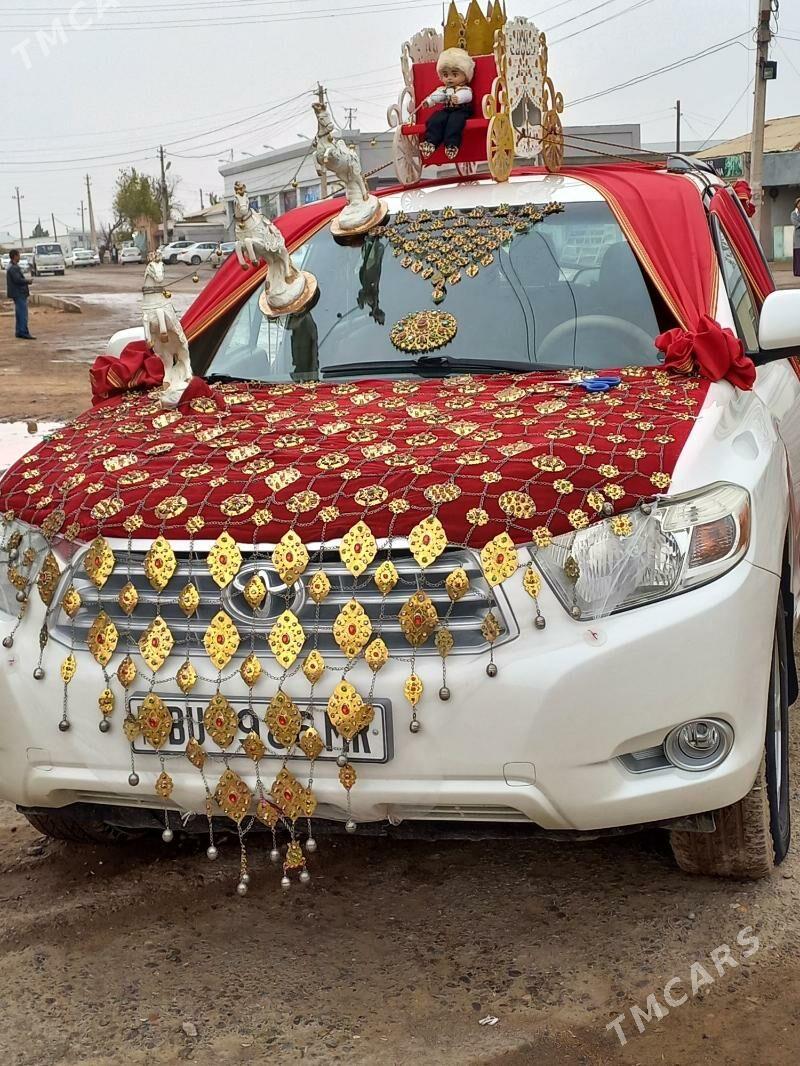 Toyota Highlander 2010 - 250 000 TMT - Мары - img 6