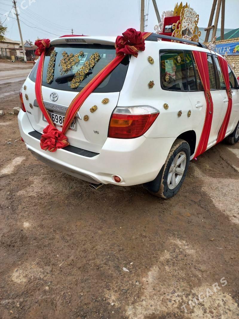 Toyota Highlander 2010 - 250 000 TMT - Мары - img 5