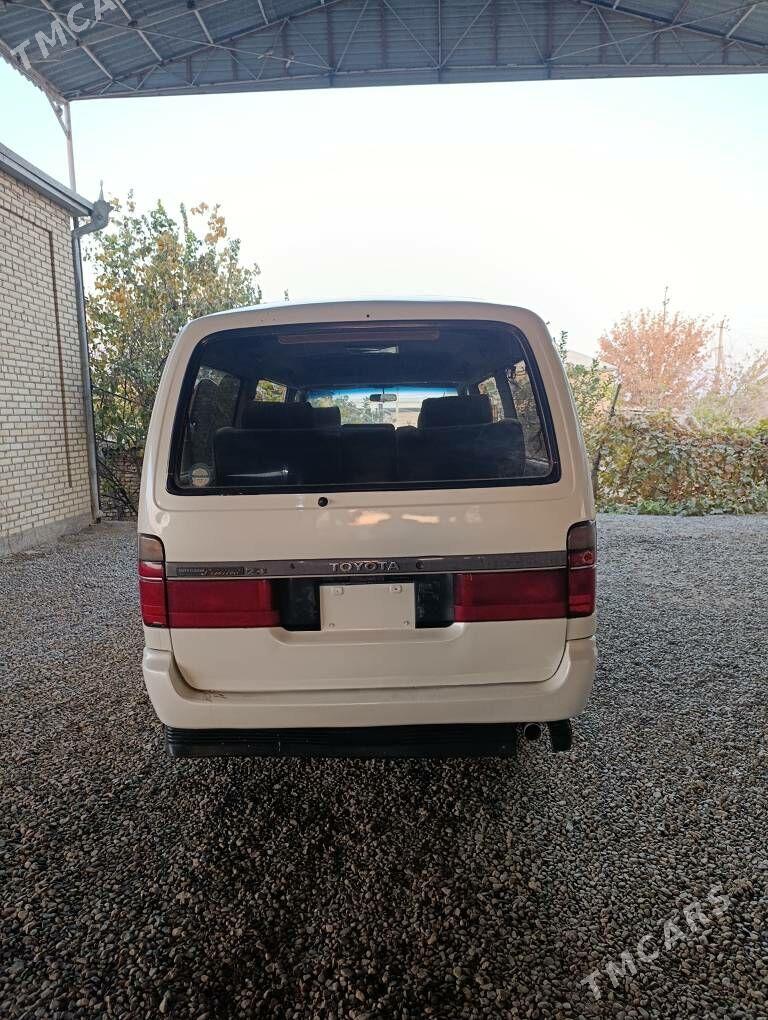 Toyota Hiace 1993 - 70 000 TMT - Мары - img 4