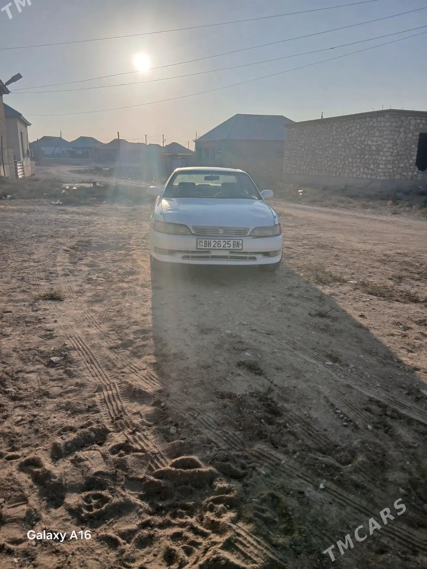 Toyota Mark II 1994 - 40 000 TMT - Джебел - img 1