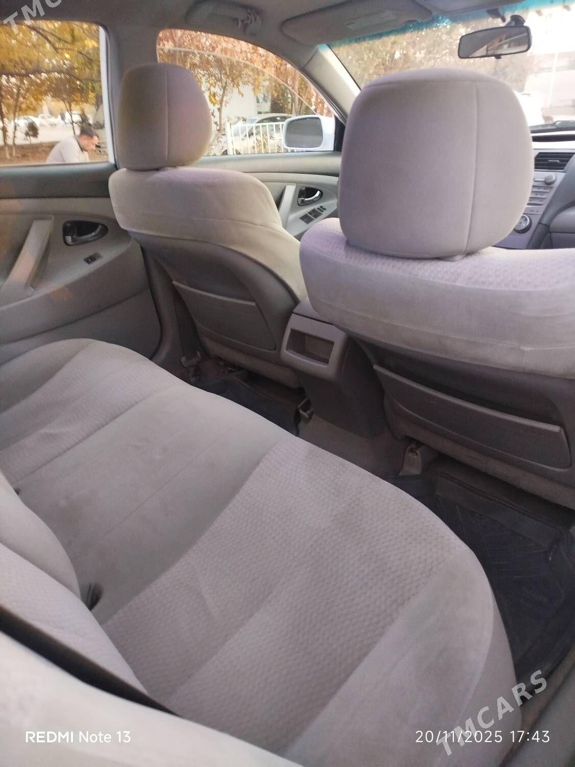 Toyota Camry 2011 - 200 000 TMT - Мары - img 6