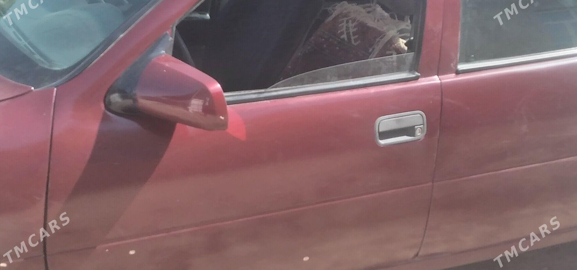 Opel Vectra 1991 - 25 000 TMT - Дашогуз - img 3