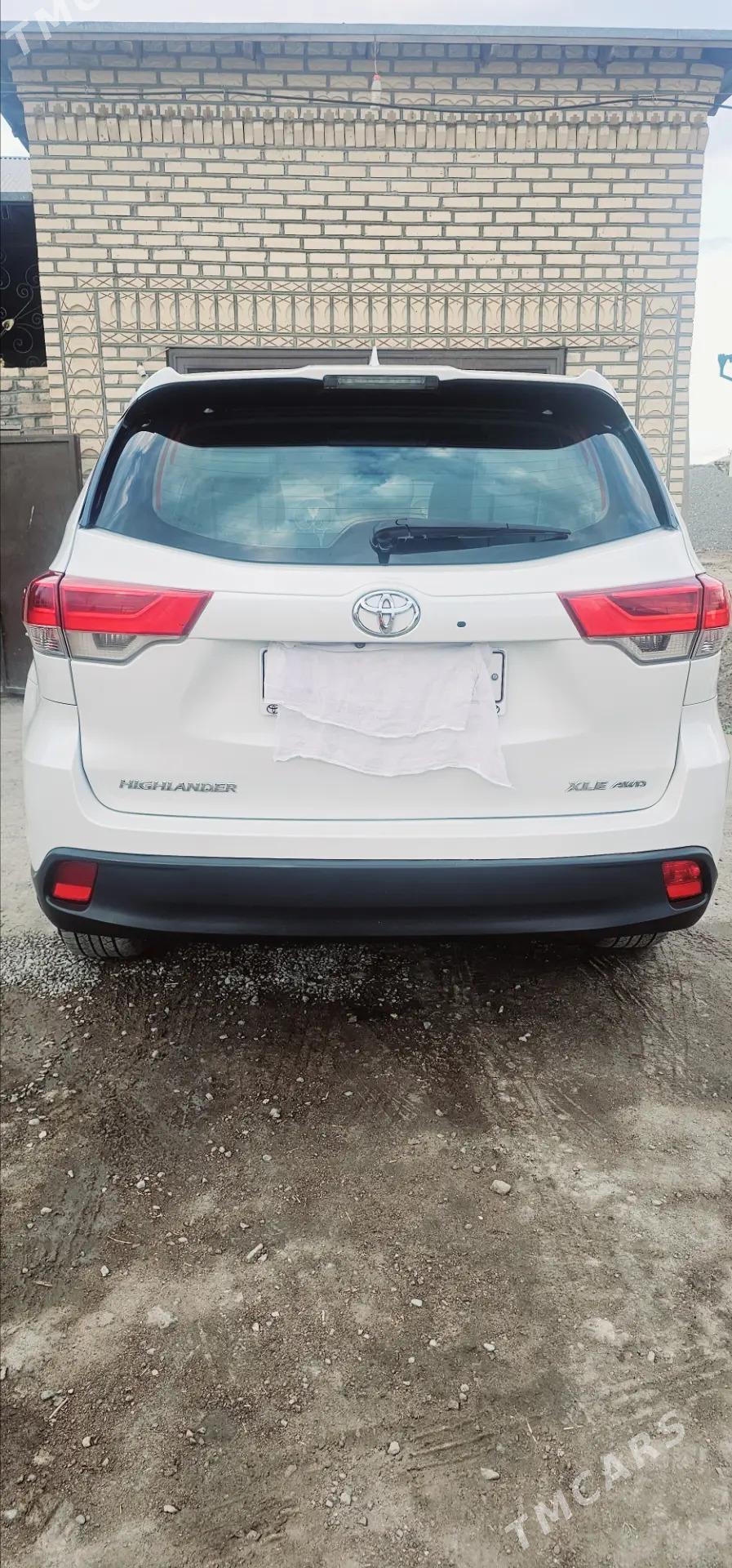 Toyota Highlander 2018 - 440 000 TMT - Гороглы (Тагта) - img 2