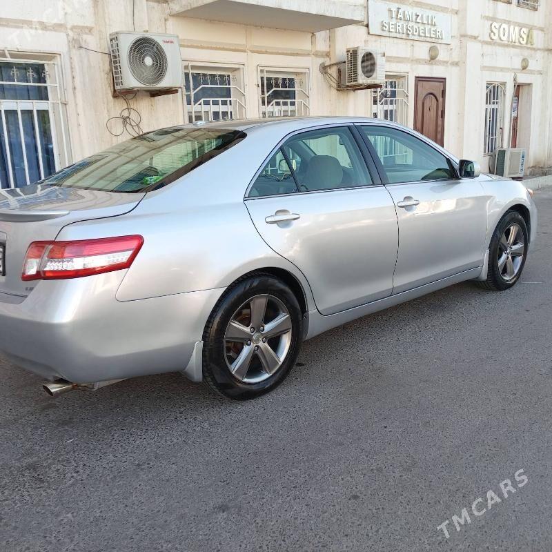 Toyota Camry 2011 - 200 000 TMT - Dänew - img 4
