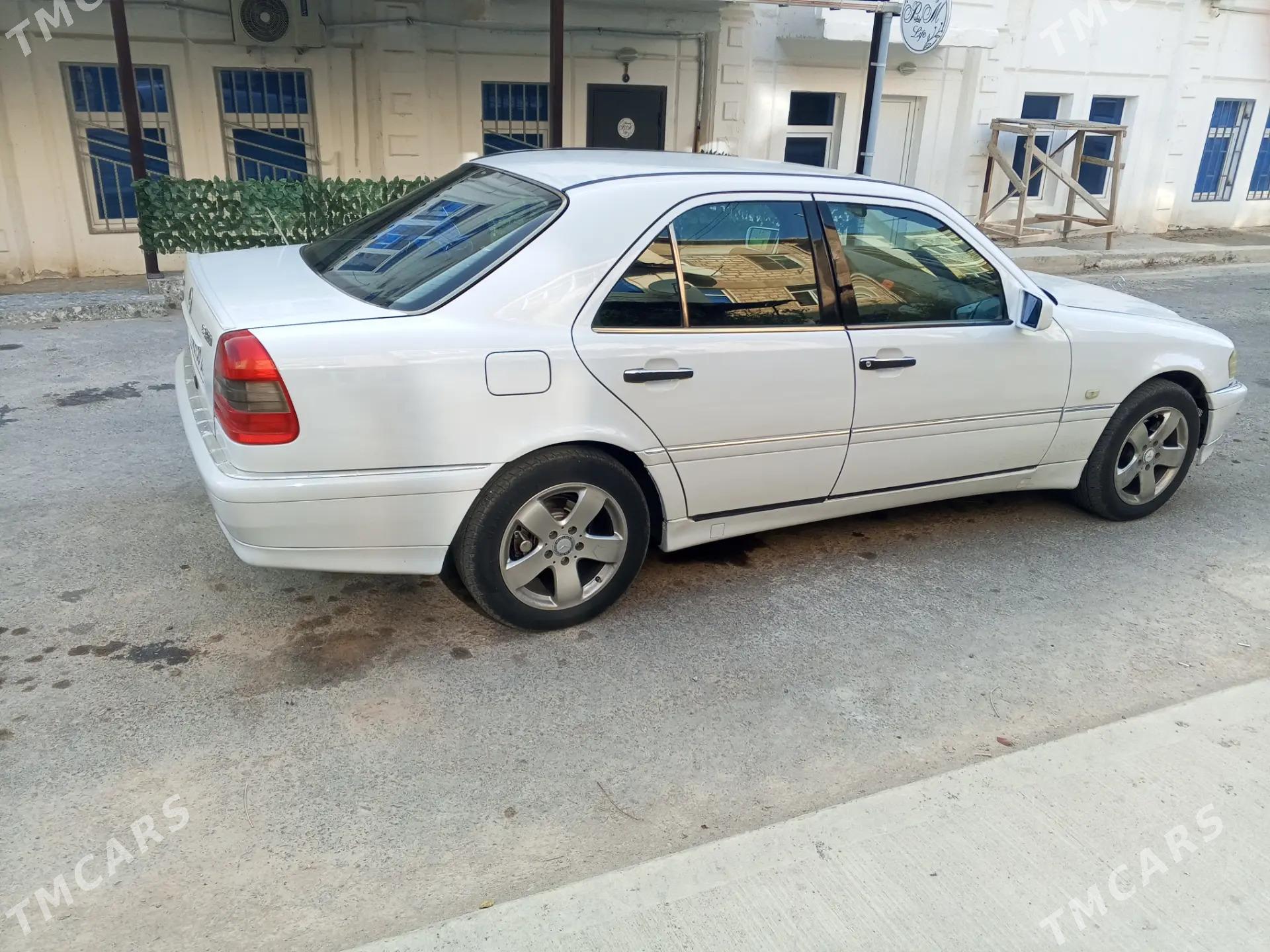 Mercedes-Benz C320 1995 - 75 000 TMT - Türkmenbaşy - img 2