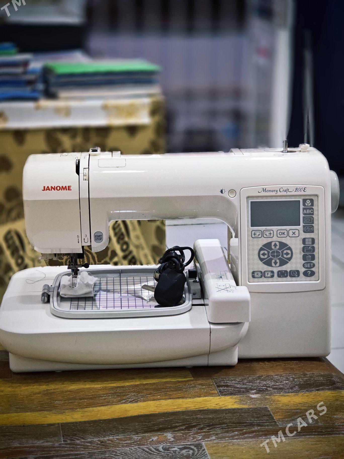 JANOME 200E - Mary - img 1