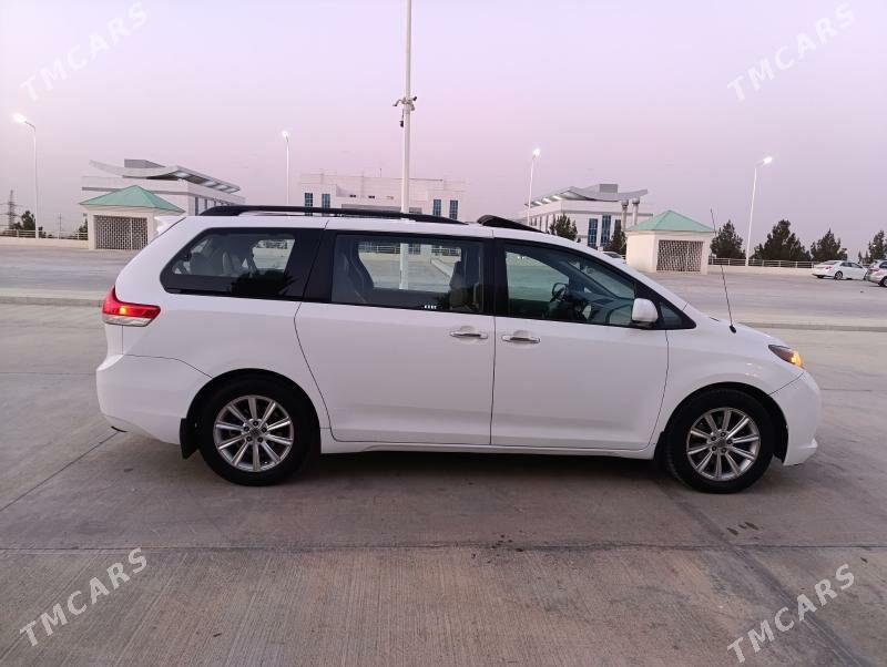 Toyota Sienna 2011 - 290 000 TMT - Ашхабад - img 5