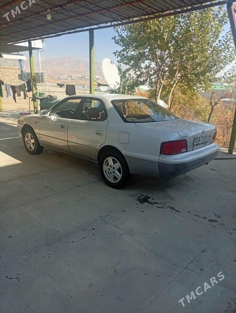 Toyota Vista 1996 - 55 000 TMT - Магданлы - img 4