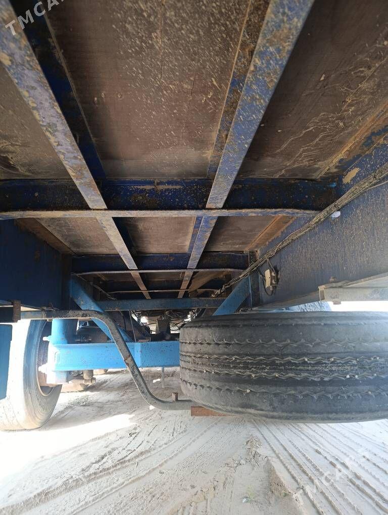 Kogel Cargo 2004 - 270 000 TMT - Этрек - img 7