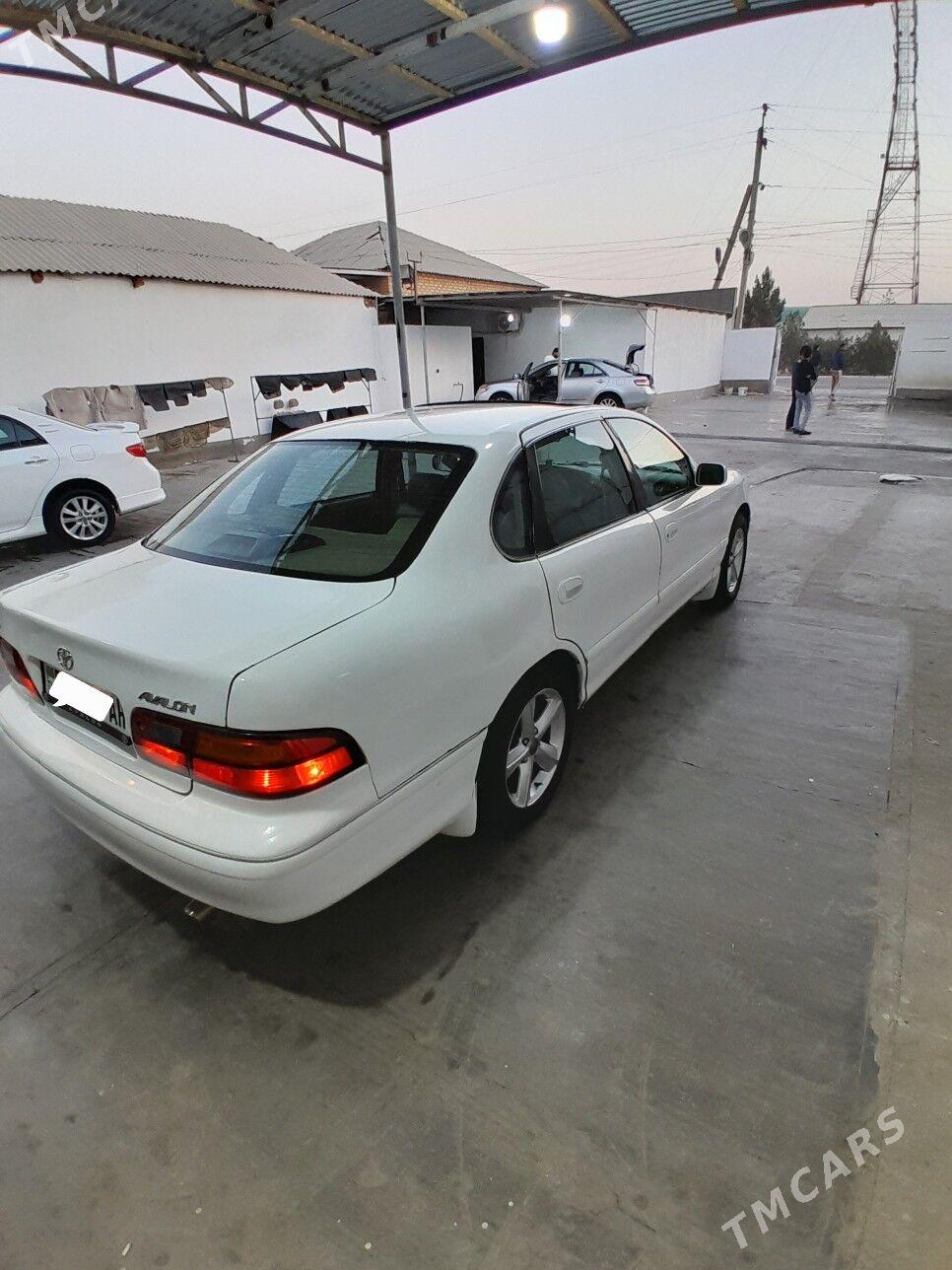 Toyota Avalon 1998 - 150 000 TMT - Sarahs - img 1
