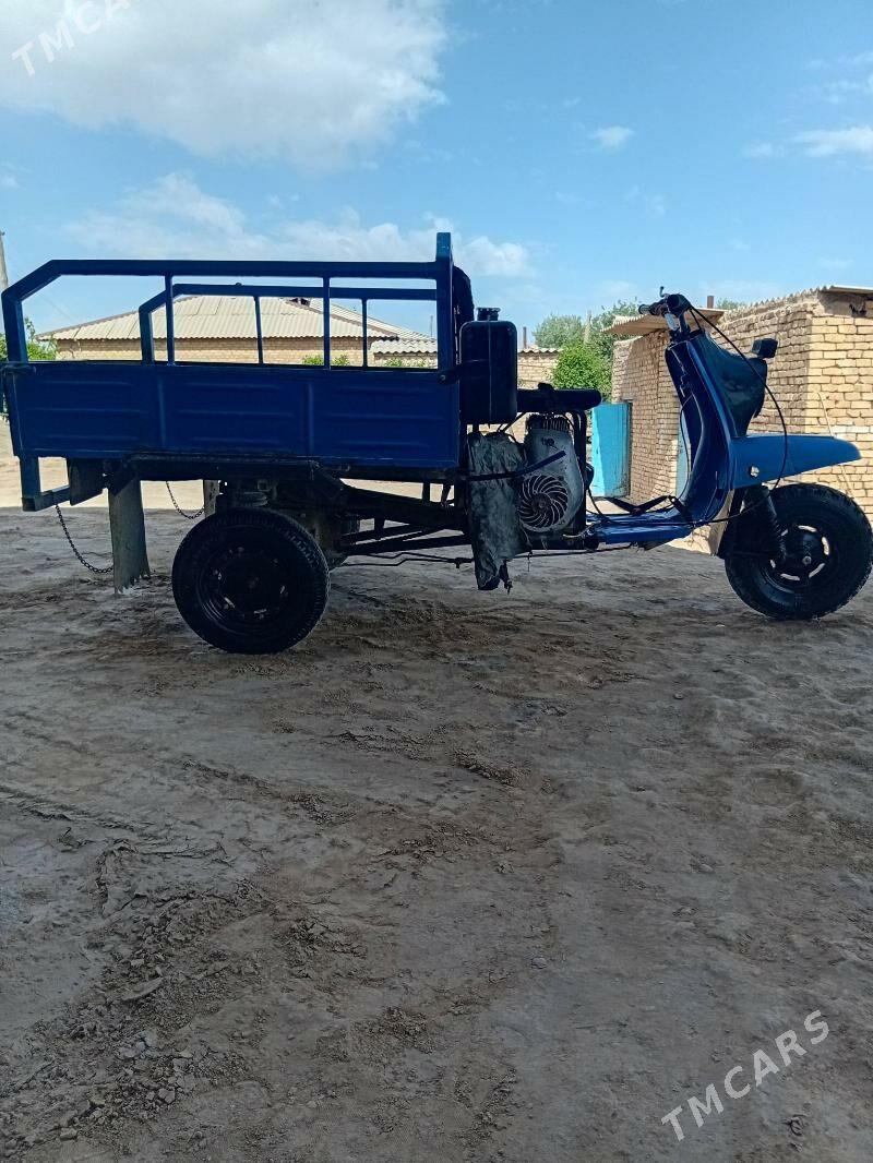 Iž Planeta 5 2023 - 15 000 TMT - Ёлётен - img 6