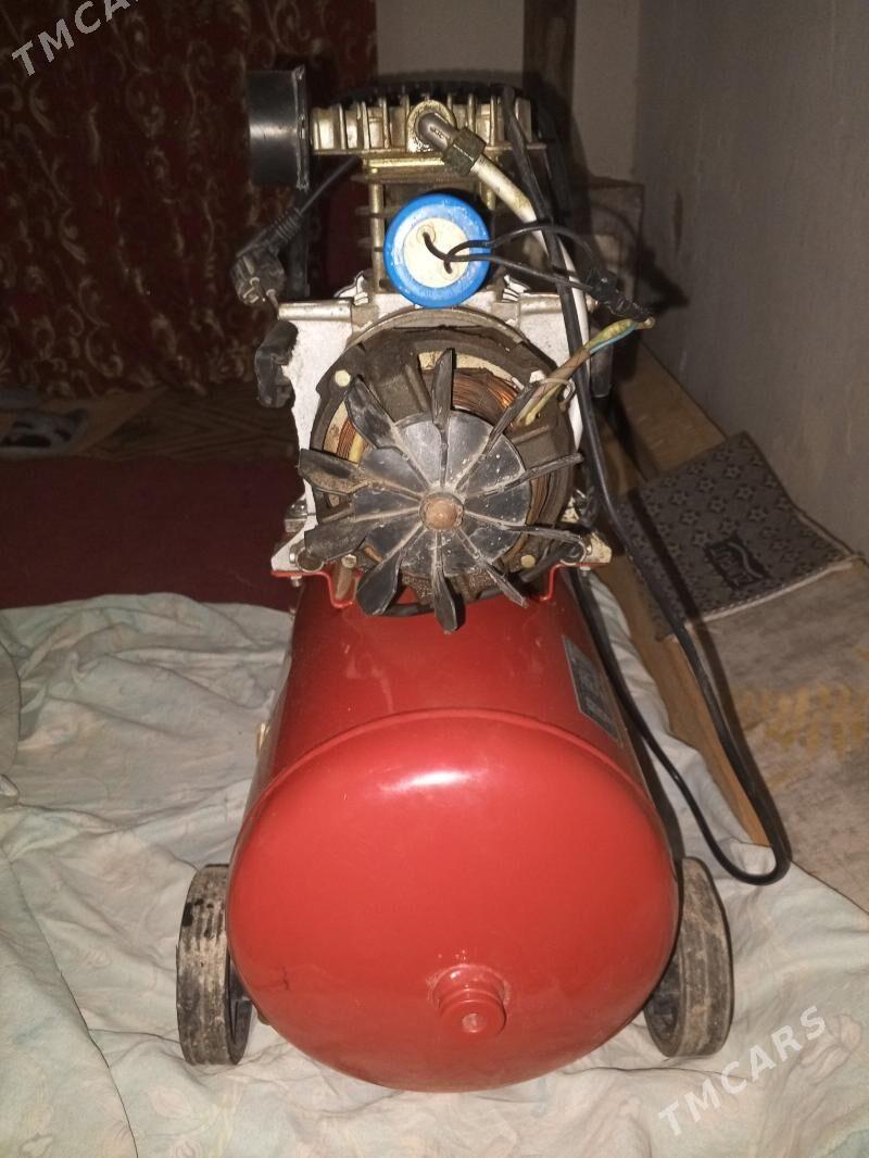 Kampresr - Гурбансолтан Едже - img 2