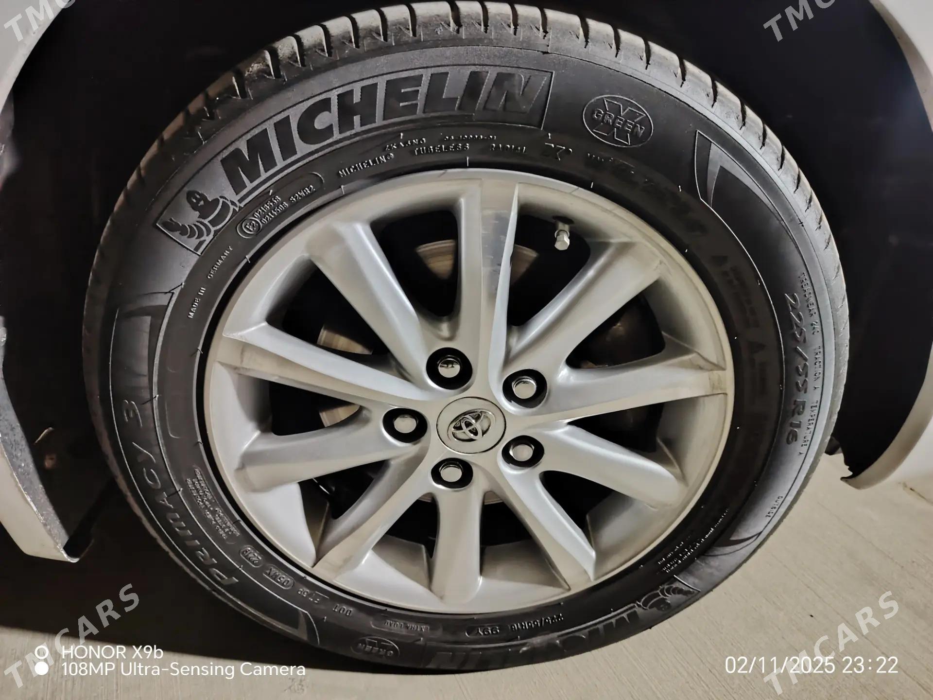 Toyota Camry 2010 - 225 000 TMT - Кёнеургенч - img 3