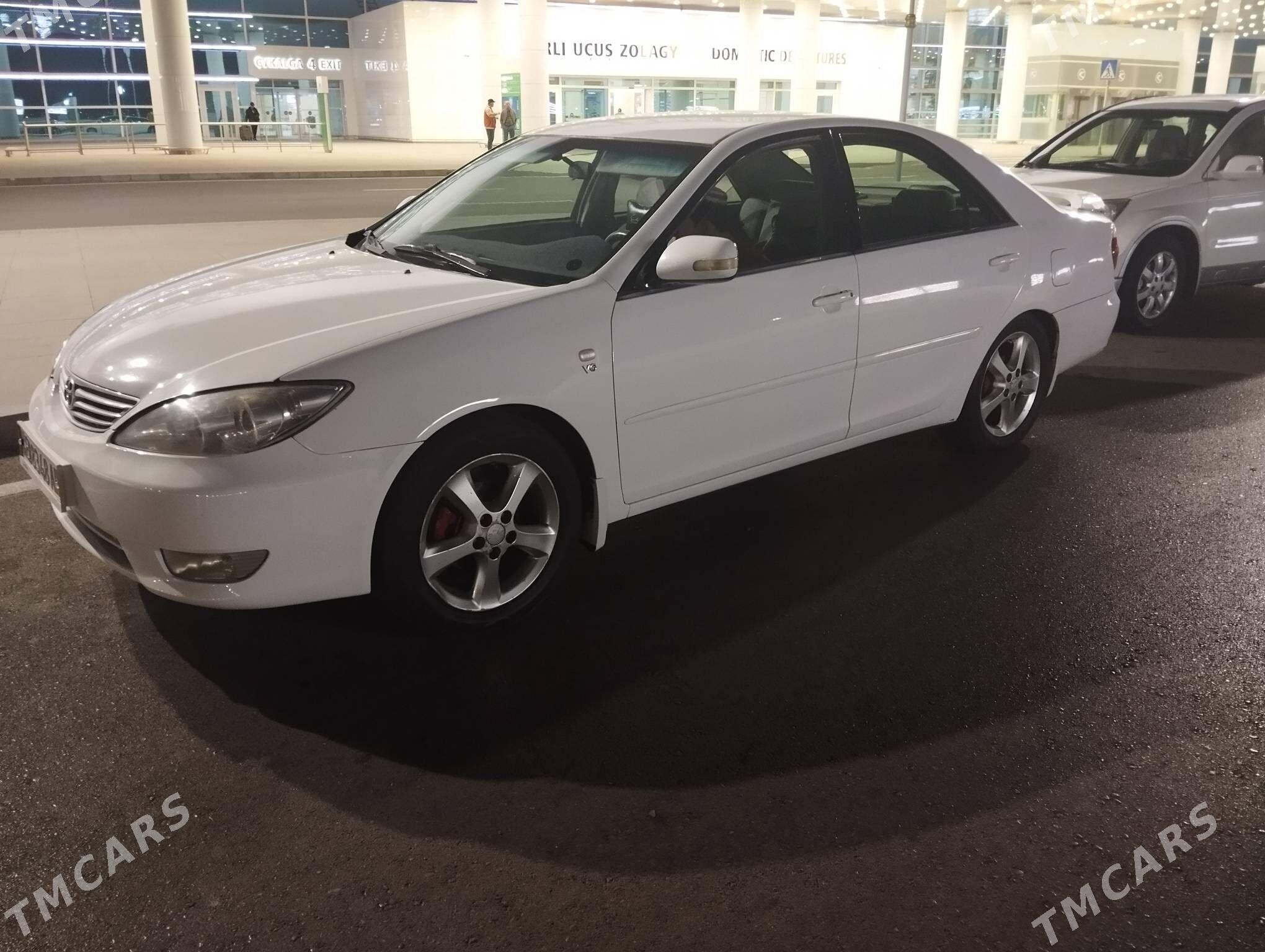 Toyota Camry 2002 - 142 000 TMT - Hitrowka - img 2