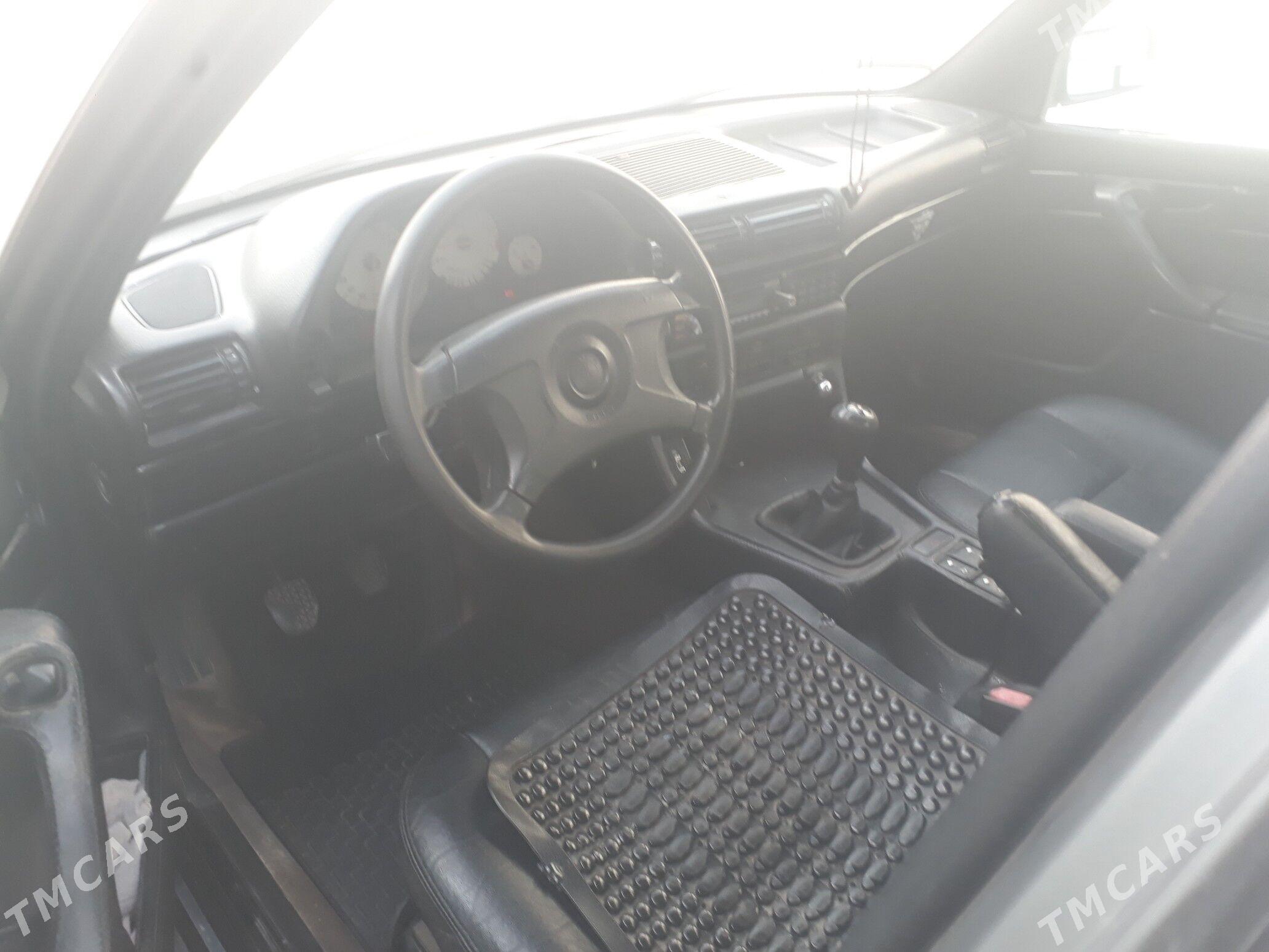 BMW 750 1992 - 70 000 TMT - Туркменабат - img 3