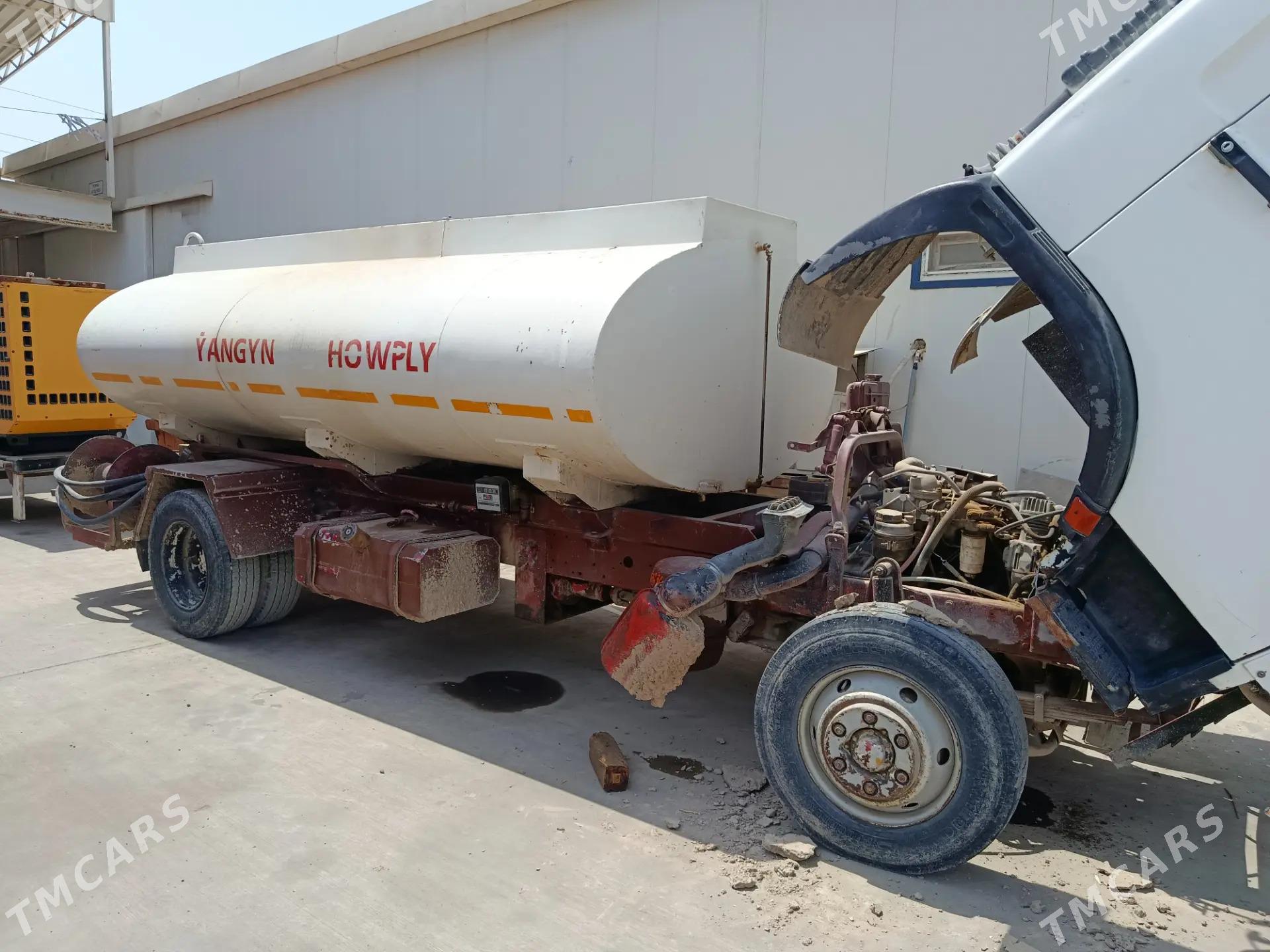 Iveco Trakker 2004 - 150 000 TMT - Мары - img 2