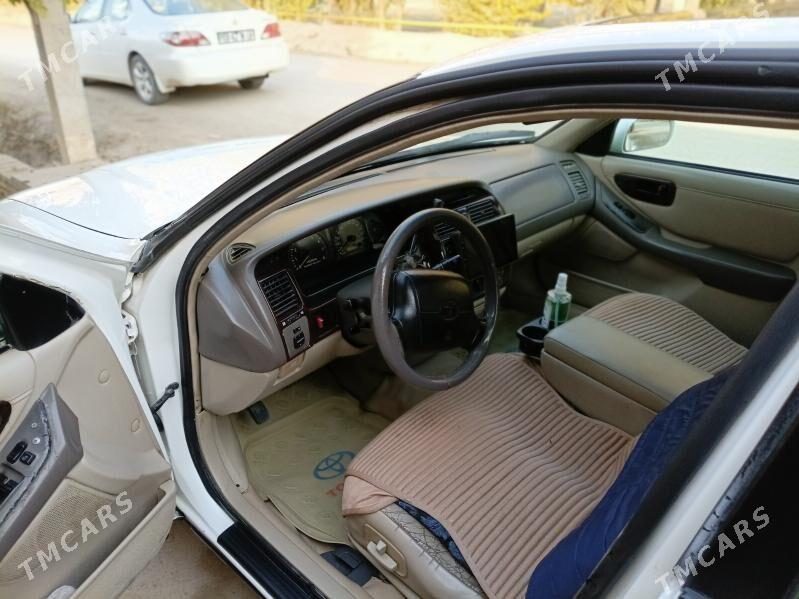 Toyota Avalon 1998 - 120 000 TMT - Halaç - img 6