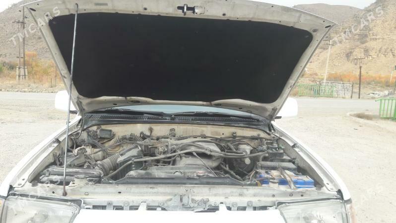 Toyota 4Runner 2000 - 150 000 TMT - Махтумкули - img 4