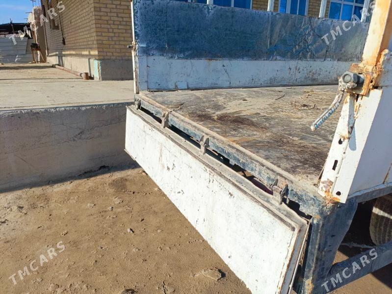 Toyota Dyna 1992 - 70 000 TMT - Farap - img 2