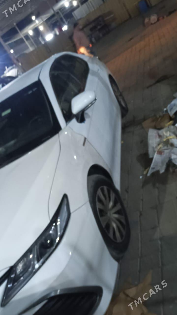Toyota Camry Hybrid 2021 - 230 000 TMT - Мары - img 3