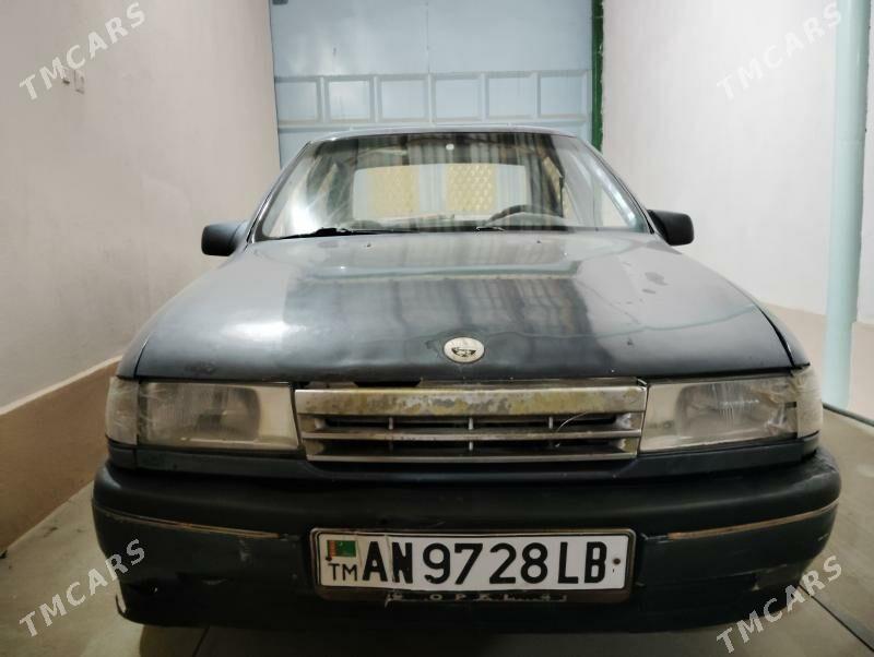 Opel Vectra 1989 - 20 000 TMT - Халач - img 1