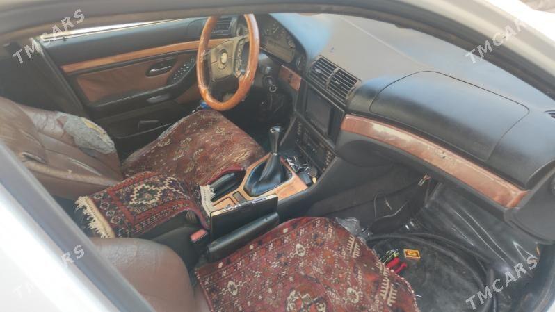 BMW E39 1996 - 70 000 TMT - Мары - img 2