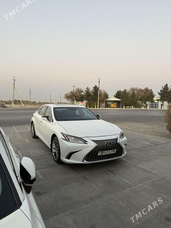 Lexus ES 350 2019 - 444 000 TMT - Мары - img 5