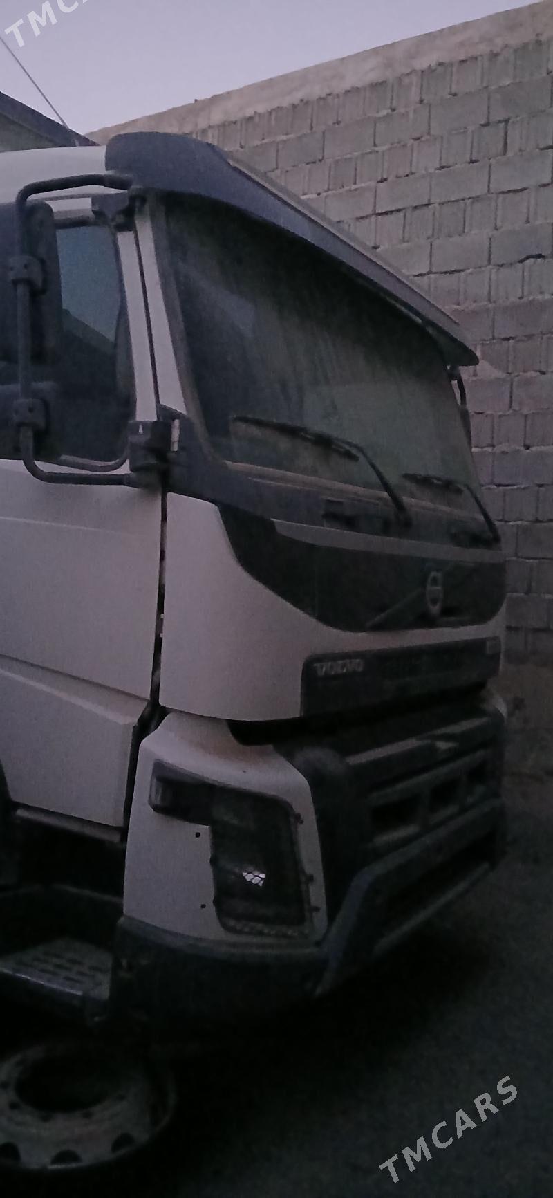 Ford Cargo 3535D 2014 - 490 000 TMT - Ашхабад - img 1