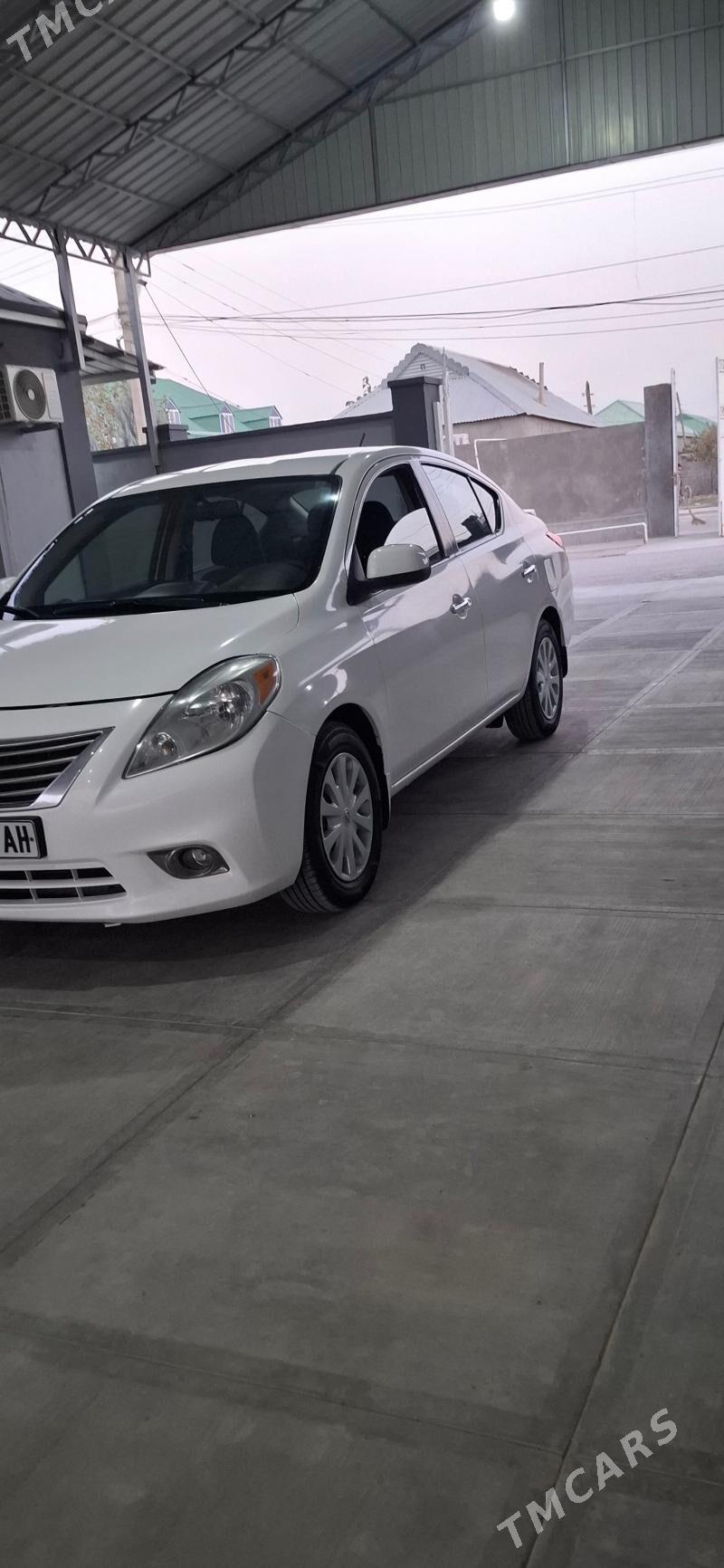 Nissan Versa 2012 - 130 000 TMT - Ашхабад - img 2