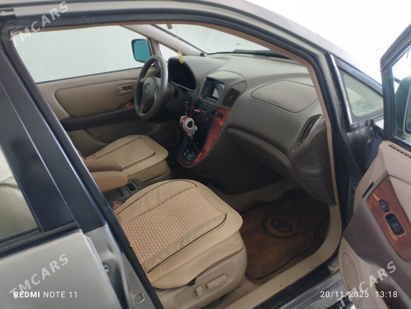 Lexus RX 300 2000 - 160 000 TMT - Саят - img 6
