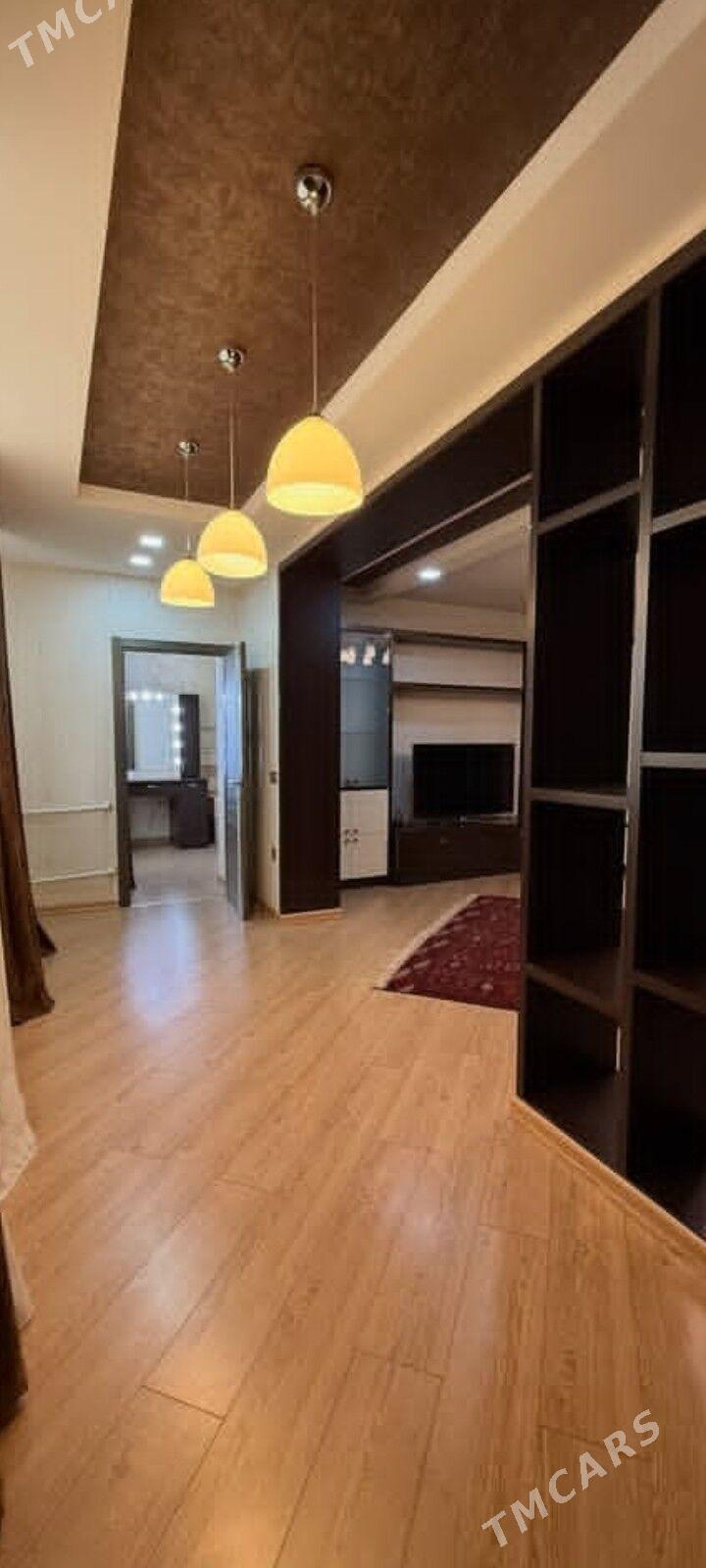 3ком 4эт евроремонт 1парк - Ашхабад - img 2