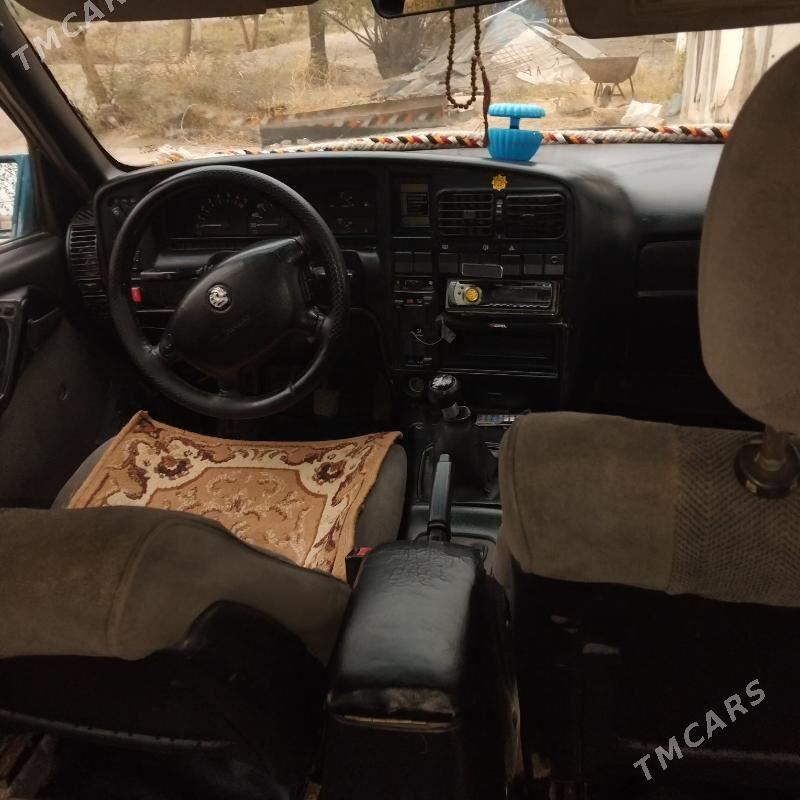 Opel Omega 1992 - 15 000 TMT - Boldumsaz - img 2