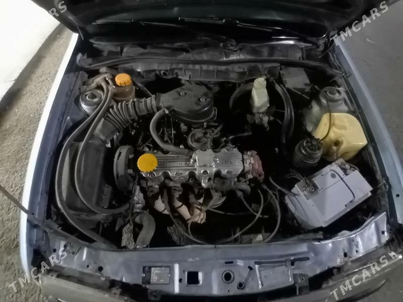 Opel Vectra 1990 - 40 000 TMT - Mary - img 4