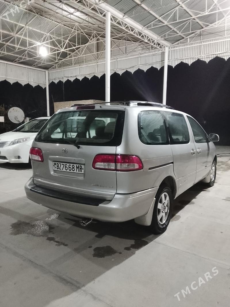 Toyota Sienna 2003 - 175 000 TMT - Байрамали - img 8