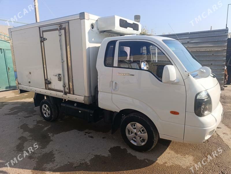 Kia Bongo 2011 - 179 000 TMT - Aşgabat - img 3