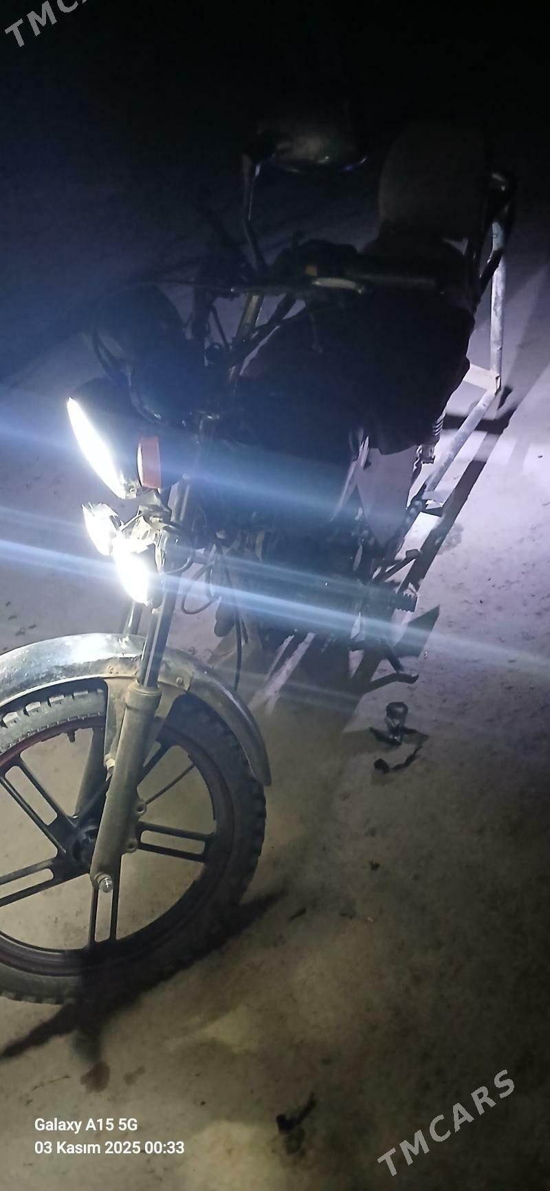 Fekon FK150-8G 2015 - 12 000 TMT - Болдумсаз - img 1