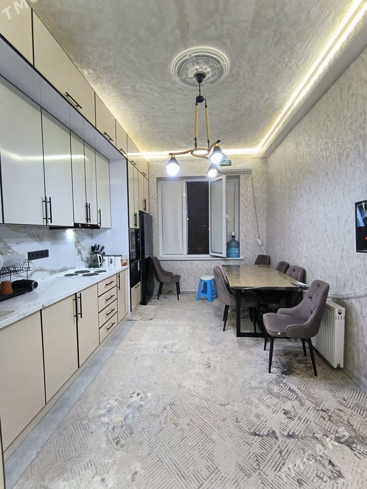 FULL JAY - Gurtly - img 7