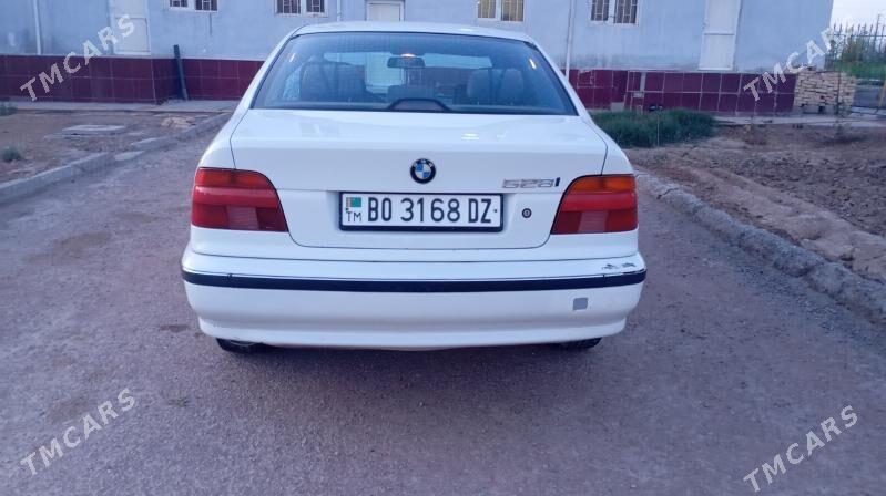BMW E39 1996 - 56 000 TMT - Boldumsaz - img 7